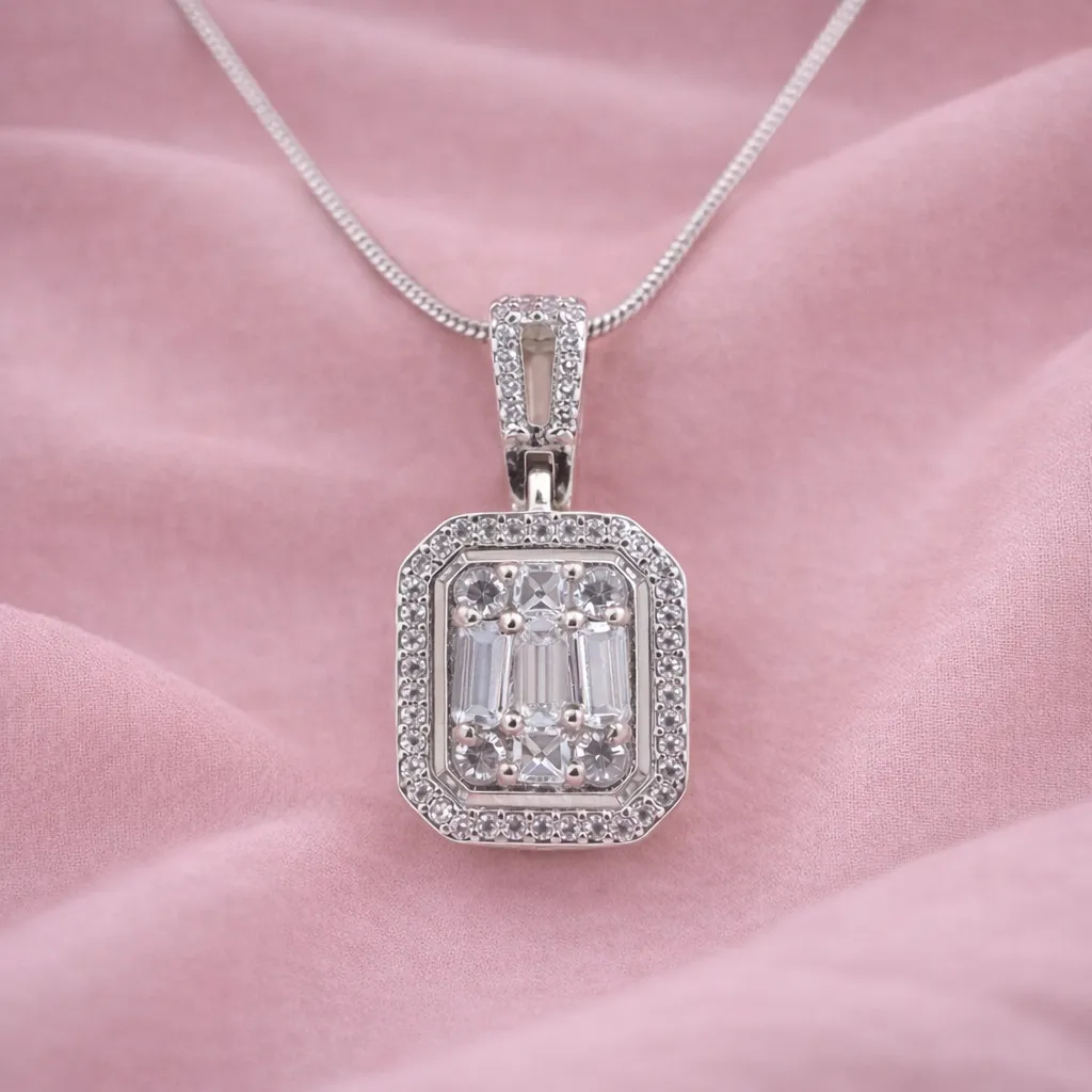 Eterna Radiance Halo Pendant S (2).webp