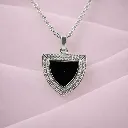 Onyx Crest Shield Pendant S (2).webp