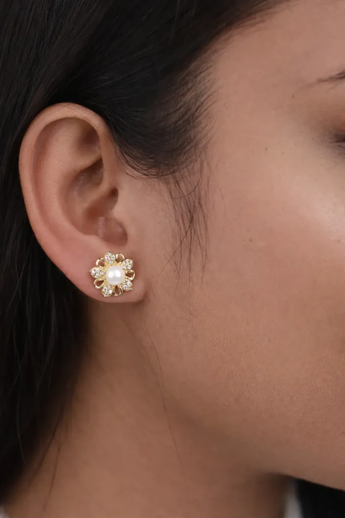 Flora Pearl Halo Earrings